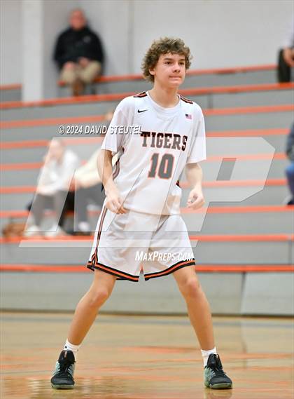 Thumbnail 1 in JV: Union Mine vs. Roseville (Tiger Classic) photogallery.