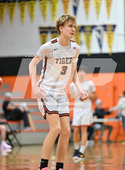 Thumbnail 1 in JV: Union Mine vs. Roseville (Tiger Classic) photogallery.