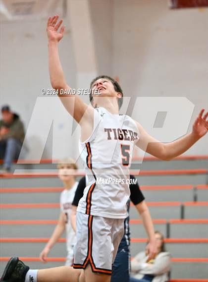 Thumbnail 2 in JV: Union Mine vs. Roseville (Tiger Classic) photogallery.