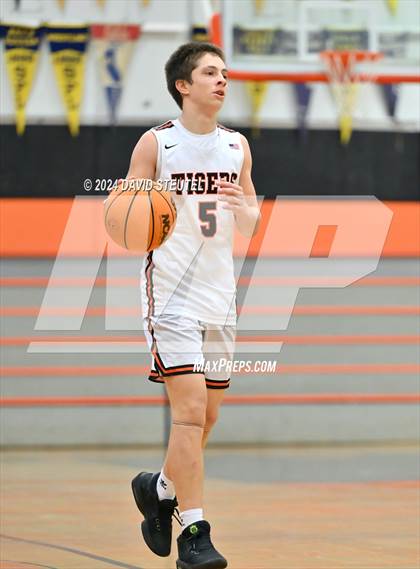 Thumbnail 1 in JV: Union Mine vs. Roseville (Tiger Classic) photogallery.