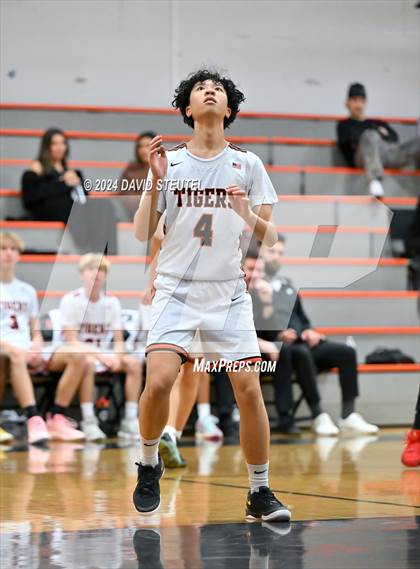 Thumbnail 3 in JV: Union Mine vs. Roseville (Tiger Classic) photogallery.