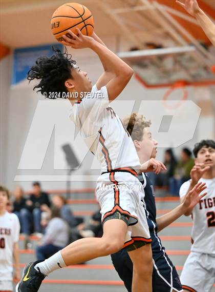 Thumbnail 3 in JV: Union Mine vs. Roseville (Tiger Classic) photogallery.