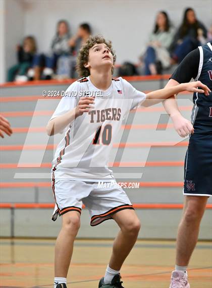 Thumbnail 2 in JV: Union Mine vs. Roseville (Tiger Classic) photogallery.