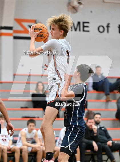 Thumbnail 3 in JV: Union Mine vs. Roseville (Tiger Classic) photogallery.