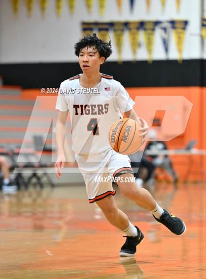 Thumbnail 1 in JV: Union Mine vs. Roseville (Tiger Classic) photogallery.