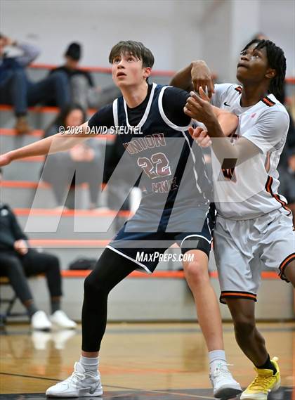 Thumbnail 3 in JV: Union Mine vs. Roseville (Tiger Classic) photogallery.