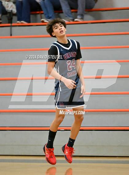 Thumbnail 2 in JV: Union Mine vs. Roseville (Tiger Classic) photogallery.