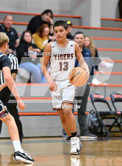 Thumbnail 3 in JV: Union Mine vs. Roseville (Tiger Classic) photogallery.