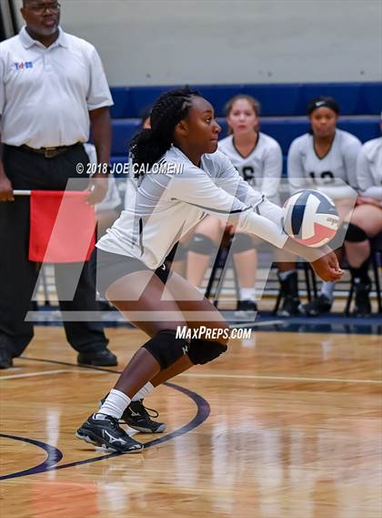 Thumbnail 1 in Brandeis vs Brennan photogallery.