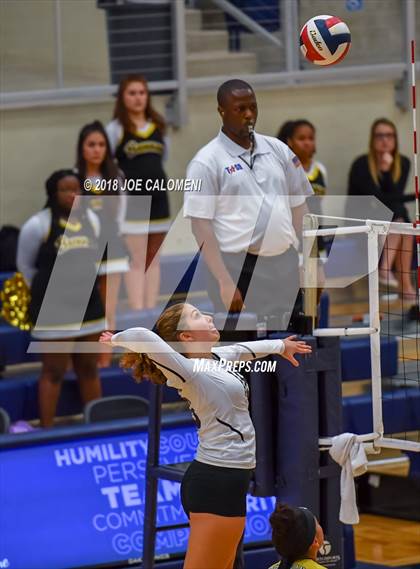 Thumbnail 1 in Brandeis vs Brennan photogallery.
