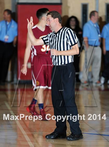 Thumbnail 2 in Cantwell-Sacred Heart vs. Bishop Montgomery (CIF SoCal Regional D4 Final) photogallery.