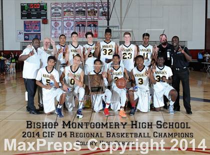 Thumbnail 1 in Cantwell-Sacred Heart vs. Bishop Montgomery (CIF SoCal Regional D4 Final) photogallery.