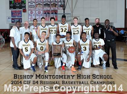 Thumbnail 3 in Cantwell-Sacred Heart vs. Bishop Montgomery (CIF SoCal Regional D4 Final) photogallery.