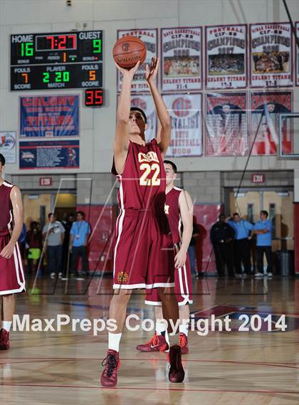 Thumbnail 2 in Cantwell-Sacred Heart vs. Bishop Montgomery (CIF SoCal Regional D4 Final) photogallery.