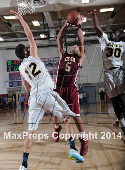 Thumbnail 2 in Cantwell-Sacred Heart vs. Bishop Montgomery (CIF SoCal Regional D4 Final) photogallery.