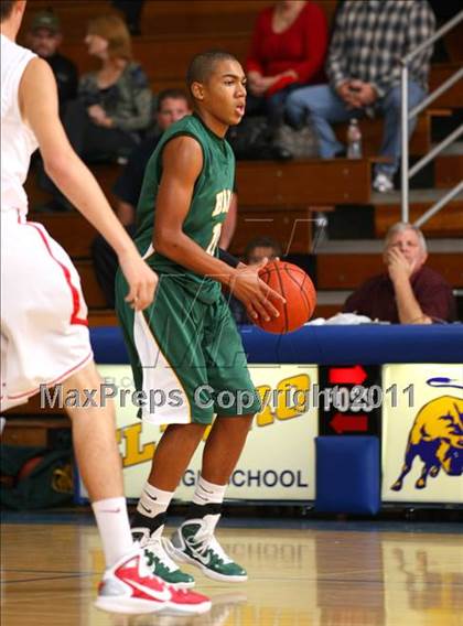 Thumbnail 2 in Mission Viejo vs. Brea Olinda (OC North/South Challenge) photogallery.