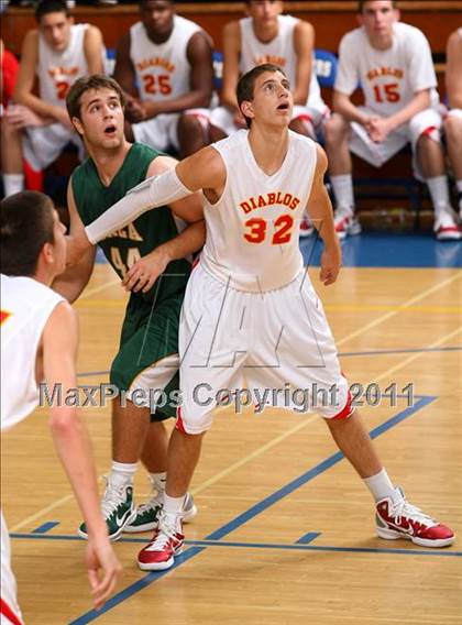 Thumbnail 3 in Mission Viejo vs. Brea Olinda (OC North/South Challenge) photogallery.