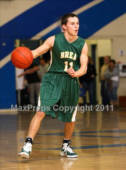 Thumbnail 2 in Mission Viejo vs. Brea Olinda (OC North/South Challenge) photogallery.