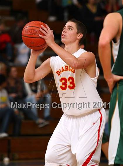Thumbnail 2 in Mission Viejo vs. Brea Olinda (OC North/South Challenge) photogallery.