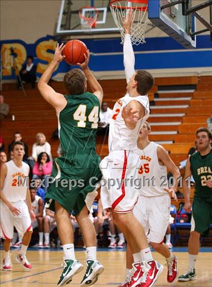 Thumbnail 2 in Mission Viejo vs. Brea Olinda (OC North/South Challenge) photogallery.