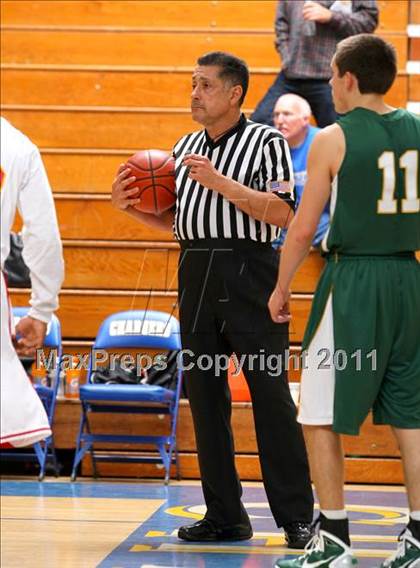 Thumbnail 2 in Mission Viejo vs. Brea Olinda (OC North/South Challenge) photogallery.