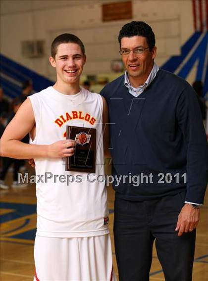 Thumbnail 3 in Mission Viejo vs. Brea Olinda (OC North/South Challenge) photogallery.