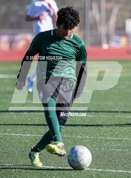 Thumbnail 2 in St. Margaret's @ Nogales (CIF-SS D5 Semifinal) photogallery.
