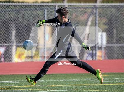 Thumbnail 2 in St. Margaret's @ Nogales (CIF-SS D5 Semifinal) photogallery.