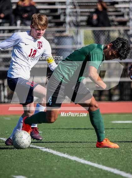 Thumbnail 3 in St. Margaret's @ Nogales (CIF-SS D5 Semifinal) photogallery.
