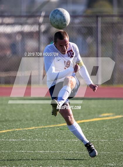 Thumbnail 2 in St. Margaret's @ Nogales (CIF-SS D5 Semifinal) photogallery.