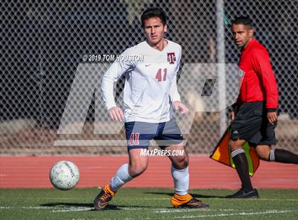 Thumbnail 3 in St. Margaret's @ Nogales (CIF-SS D5 Semifinal) photogallery.