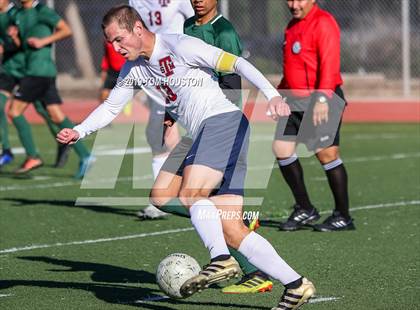 Thumbnail 3 in St. Margaret's @ Nogales (CIF-SS D5 Semifinal) photogallery.