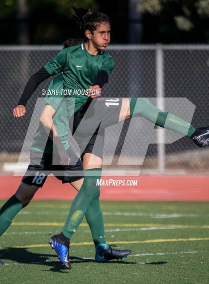 Thumbnail 2 in St. Margaret's @ Nogales (CIF-SS D5 Semifinal) photogallery.