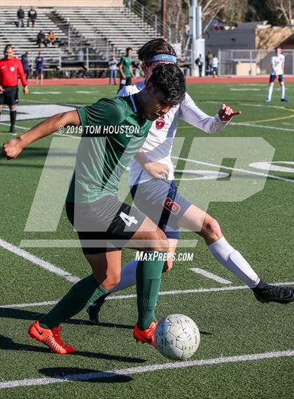 Thumbnail 3 in St. Margaret's @ Nogales (CIF-SS D5 Semifinal) photogallery.