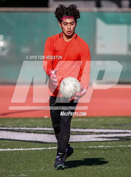 Thumbnail 3 in St. Margaret's @ Nogales (CIF-SS D5 Semifinal) photogallery.