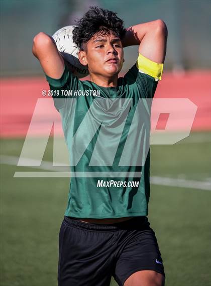 Thumbnail 2 in St. Margaret's @ Nogales (CIF-SS D5 Semifinal) photogallery.