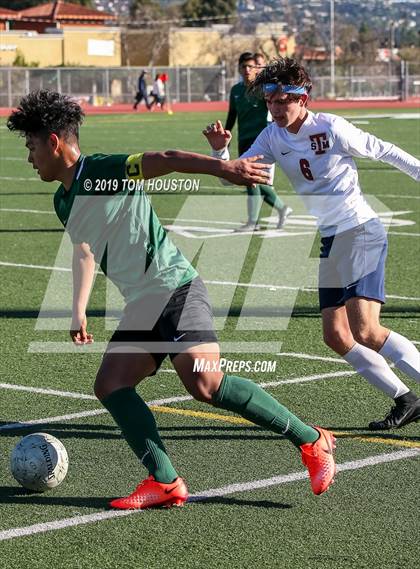 Thumbnail 3 in St. Margaret's @ Nogales (CIF-SS D5 Semifinal) photogallery.