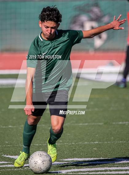 Thumbnail 2 in St. Margaret's @ Nogales (CIF-SS D5 Semifinal) photogallery.