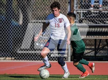 Thumbnail 3 in St. Margaret's @ Nogales (CIF-SS D5 Semifinal) photogallery.