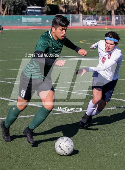 Thumbnail 2 in St. Margaret's @ Nogales (CIF-SS D5 Semifinal) photogallery.