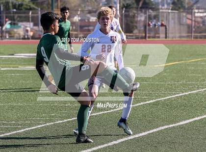 Thumbnail 1 in St. Margaret's @ Nogales (CIF-SS D5 Semifinal) photogallery.