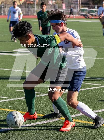 Thumbnail 2 in St. Margaret's @ Nogales (CIF-SS D5 Semifinal) photogallery.