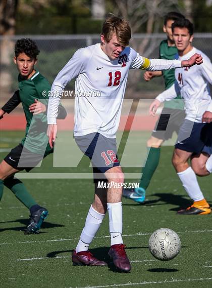 Thumbnail 2 in St. Margaret's @ Nogales (CIF-SS D5 Semifinal) photogallery.