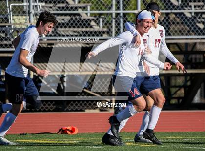 Thumbnail 2 in St. Margaret's @ Nogales (CIF-SS D5 Semifinal) photogallery.
