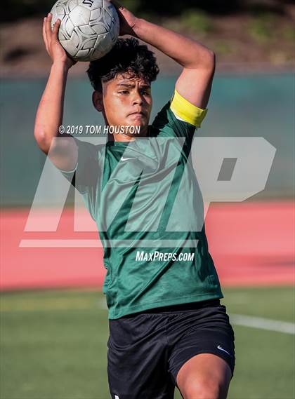 Thumbnail 1 in St. Margaret's @ Nogales (CIF-SS D5 Semifinal) photogallery.