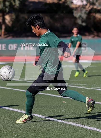 Thumbnail 3 in St. Margaret's @ Nogales (CIF-SS D5 Semifinal) photogallery.