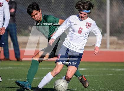 Thumbnail 3 in St. Margaret's @ Nogales (CIF-SS D5 Semifinal) photogallery.