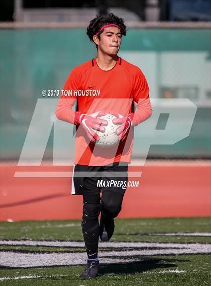 Thumbnail 2 in St. Margaret's @ Nogales (CIF-SS D5 Semifinal) photogallery.