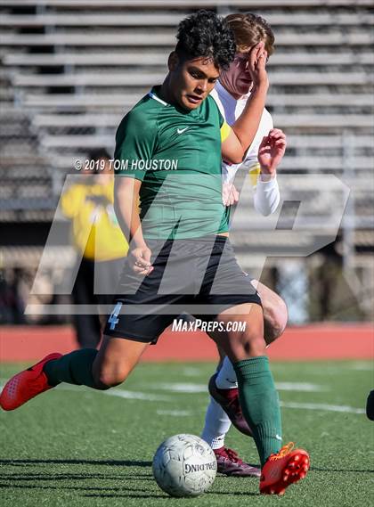 Thumbnail 2 in St. Margaret's @ Nogales (CIF-SS D5 Semifinal) photogallery.