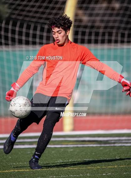Thumbnail 3 in St. Margaret's @ Nogales (CIF-SS D5 Semifinal) photogallery.